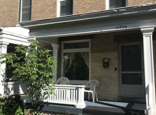 1422 1/2 E 1st St, Duluth, MN 55812