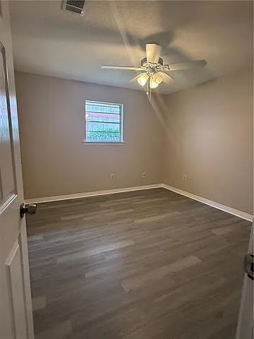 4141 Loire Dr — Photo 12
