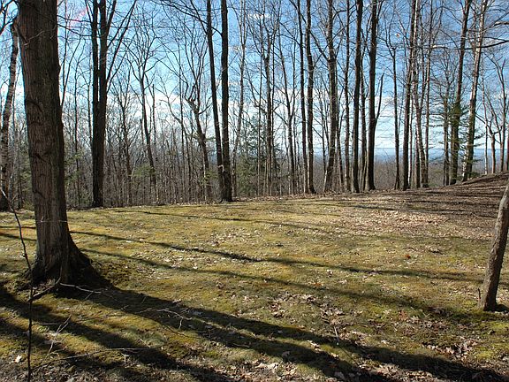 4th image of Chateau Dr #23B