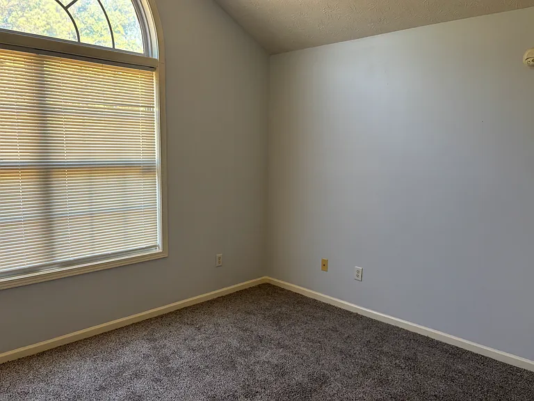 651 Builder Dr — Photo 4