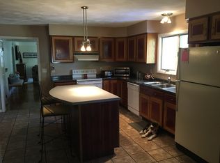 121 Russell St, Leslie, MI 49251