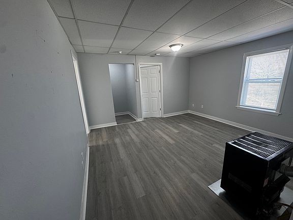 2nd image of 39 Harlem St #3