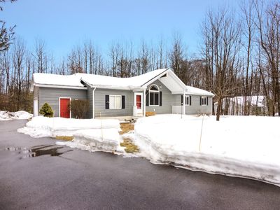 10264 Betsie Creek Dr, Interlochen, MI, 49643