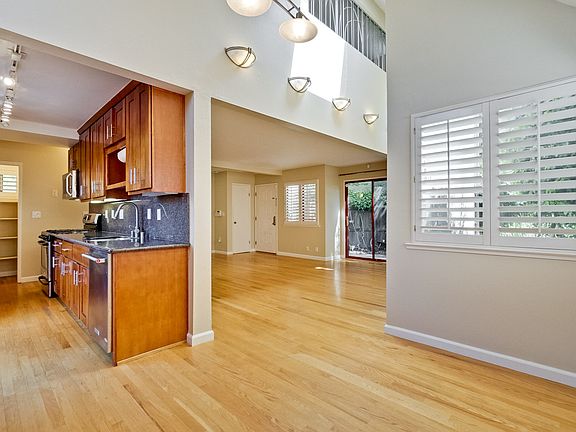 Dining Room 3_mls_09222018