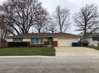 1279 Blatt Blvd, Bradley, IL 60915