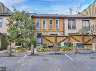 157 Merion Ln, Reading, PA 19607