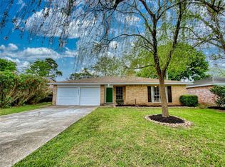 16643 Forest Bend Ave, Friendswood, TX 77546