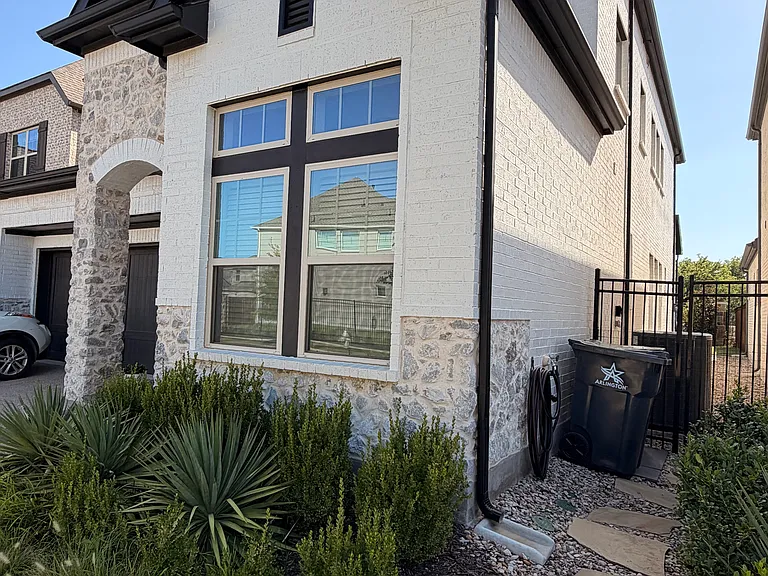 3136 Cliff Swallow Ln — Photo 13