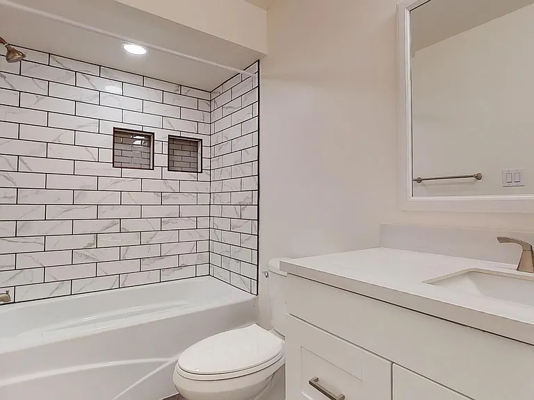 University Park Apartments — Photo 100