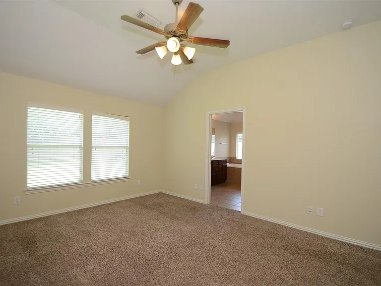 23207 Dewflower Dr — Photo 28