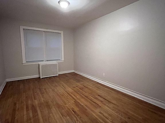 5th image of 1521 W Union St APT 404