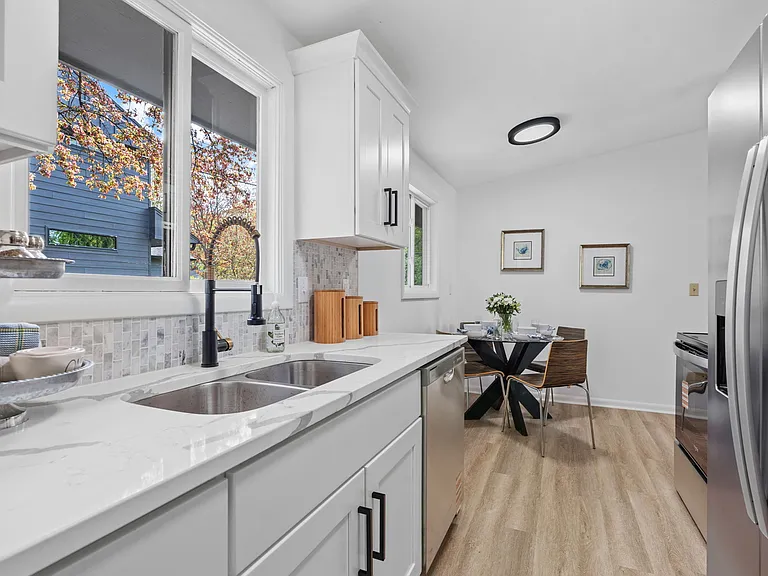 58 Inglewood St #58 — Photo 9