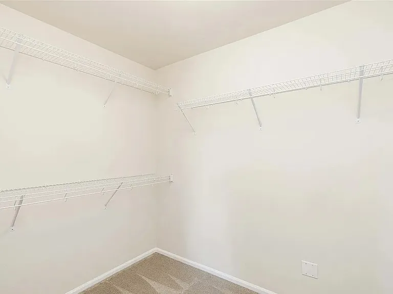 24064 SE 262nd St — Photo 32