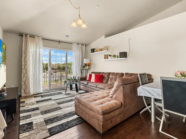 1249 W Cambria Way N #L302, Pleasant Grove, UT 84062