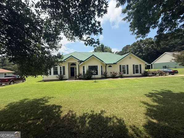 95 Firethorne Dr, Newnan, GA 30265