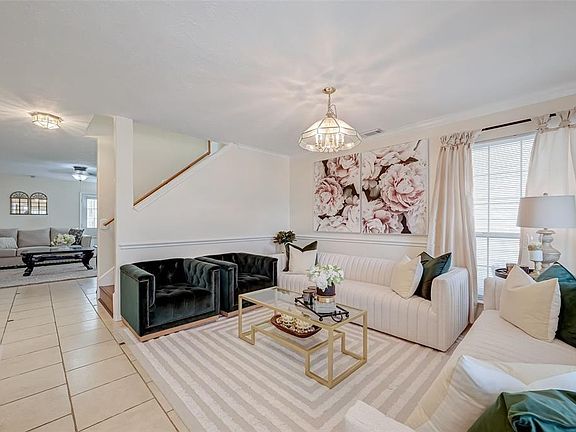 2nd image of 2519 Glenholly Park Dr