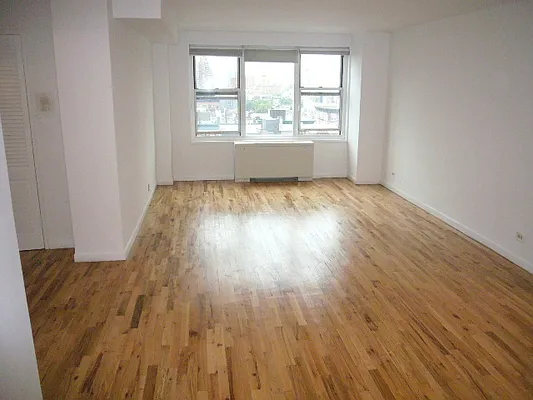 Rented by Barshay Brokerage | media 9