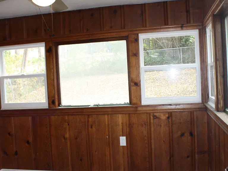 4327 Flora Ave — Photo 15