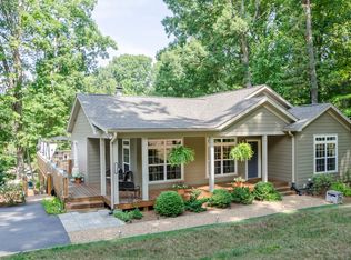 7112 Beargrass Rd, Sherrills Ford, NC 28673