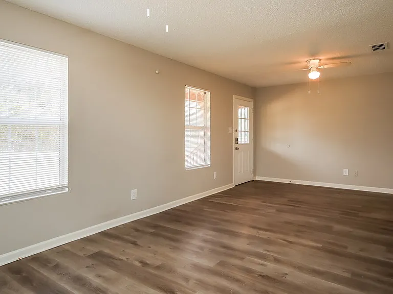 6619 Wayne Johnson Ave — Photo 5