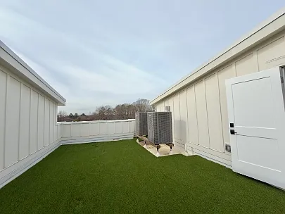 3 bed, 2228 sqft, $3,800 — Photo 4