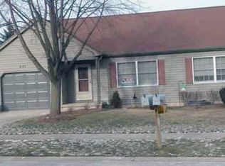 677 Alice Pl, Elgin, IL 60123