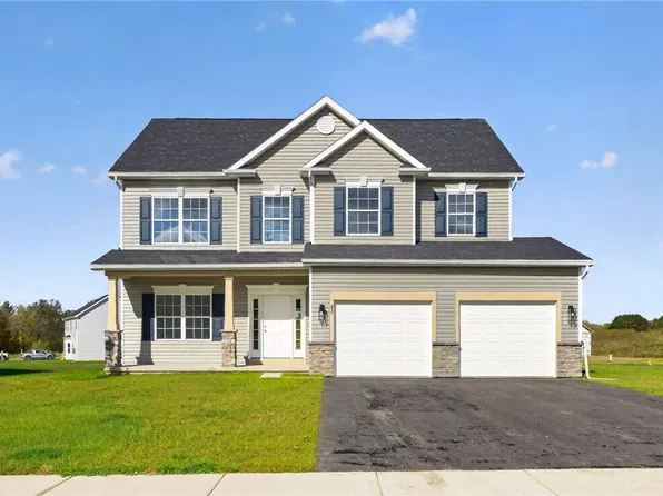 23 Royal Aberdeen Ln, Henrietta, NY 14586