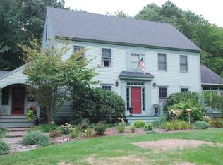 4 Meadowsweet Rd, West Newbury, MA 01985