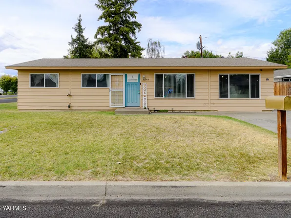 1018 S 49th Ave, Yakima, WA 98908