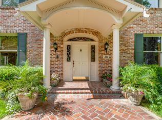 214 Terrell Rd, Terrell Hills, TX 78209