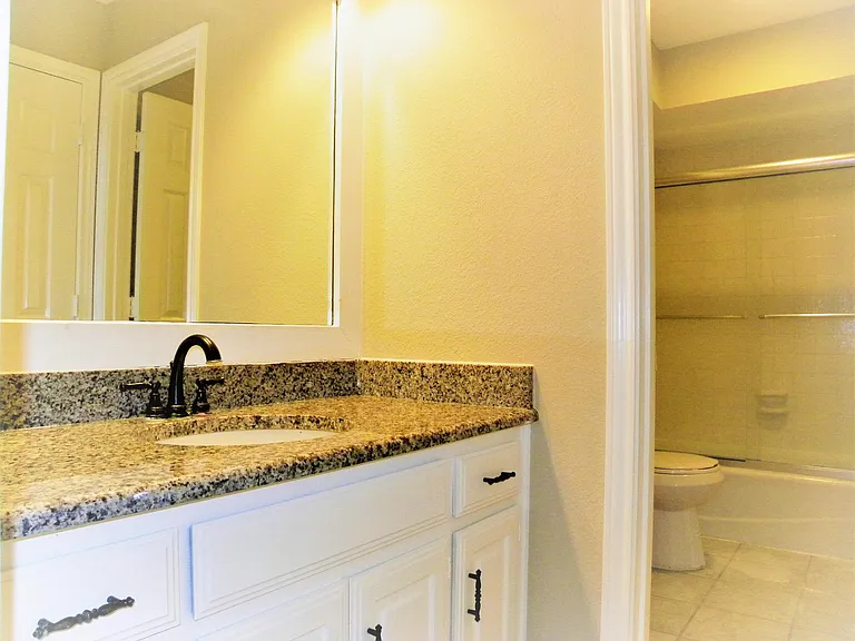2601 Banner Elk Cir — Photo 33