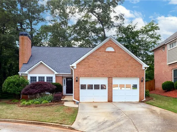 3370 Glenrose Point, Atlanta, GA 30341