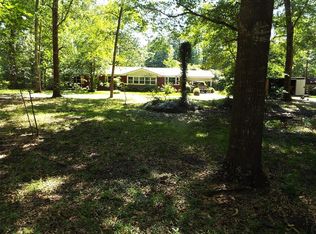435 Lake Rd, Coldspring, TX 77331