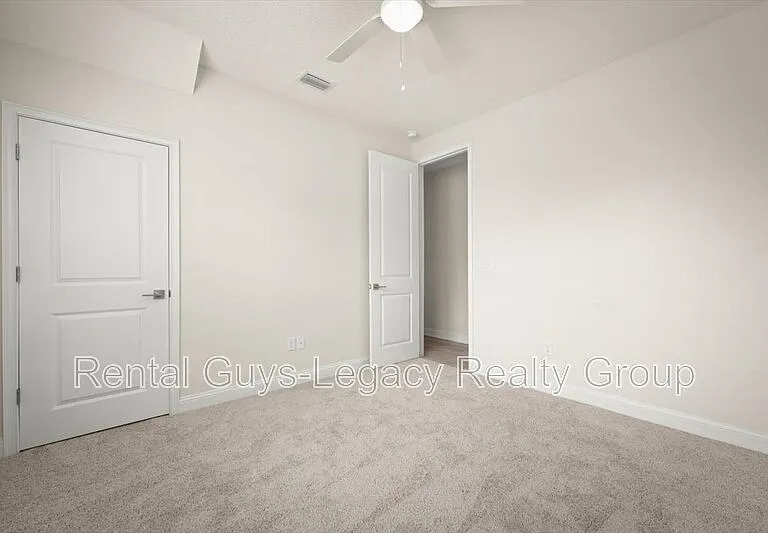 42 Banfield Ln — Photo 8