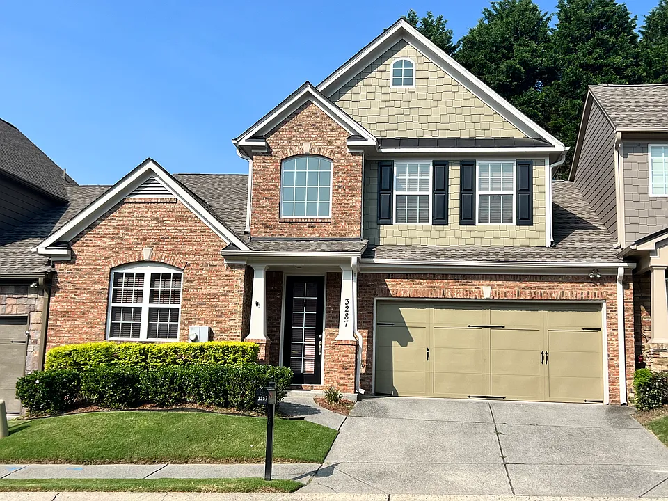 3287 Castleberry Village Dr