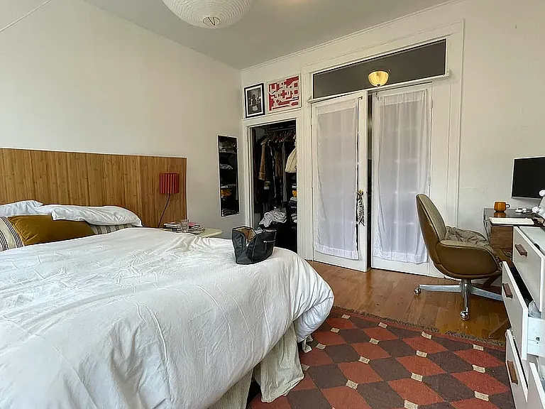 141 Montrose Ave #3R — Photo 3