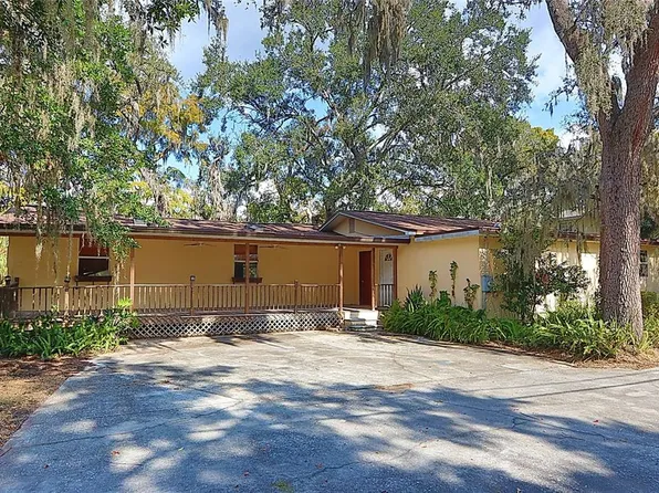 12025 Riverhills Dr, Temple Terrace, FL 33617