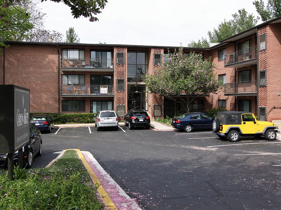 1st image of 4371 Lee Hwy APT 201