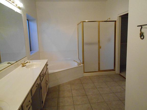 5th image of 20026 N 93rd Ln