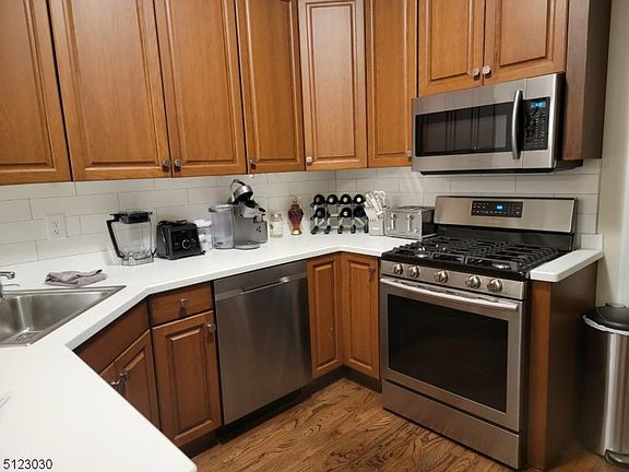 4th image of 30 Schweinberg Dr Unit 30