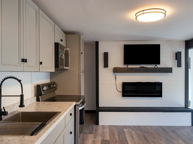 12585 Highway 75 N #3 — Photo 5