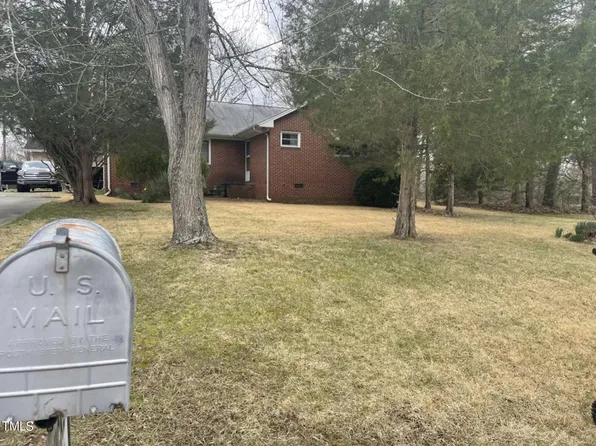 2235 Wilkins St, Burlington, NC 27217