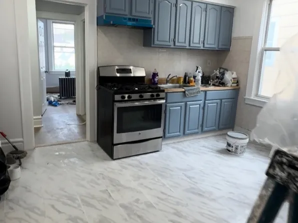 73 Halstead St, Newark, NJ