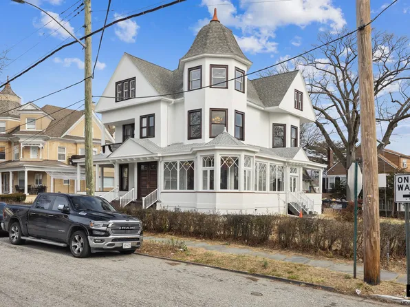 101 Summit Ave, Mount Vernon, NY 10550