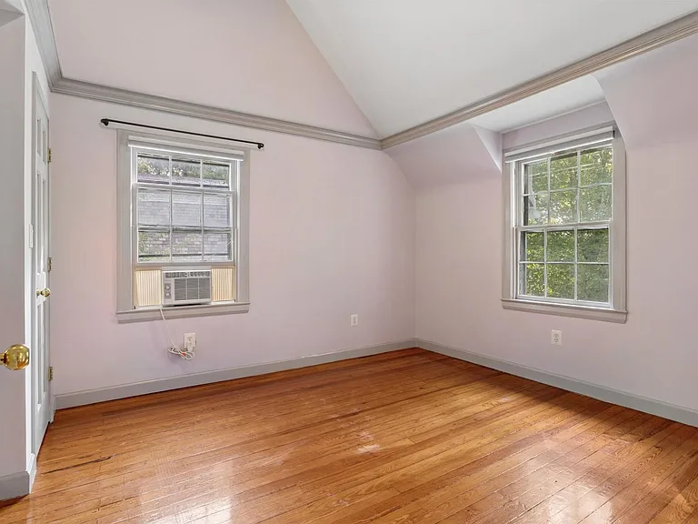 85 Hopkins St — Photo 19