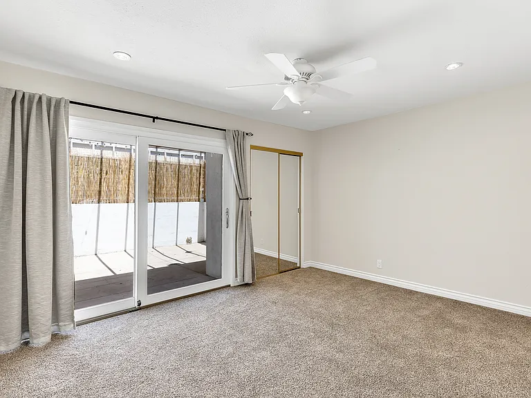 721 Calle Los Olivos — Photo 12
