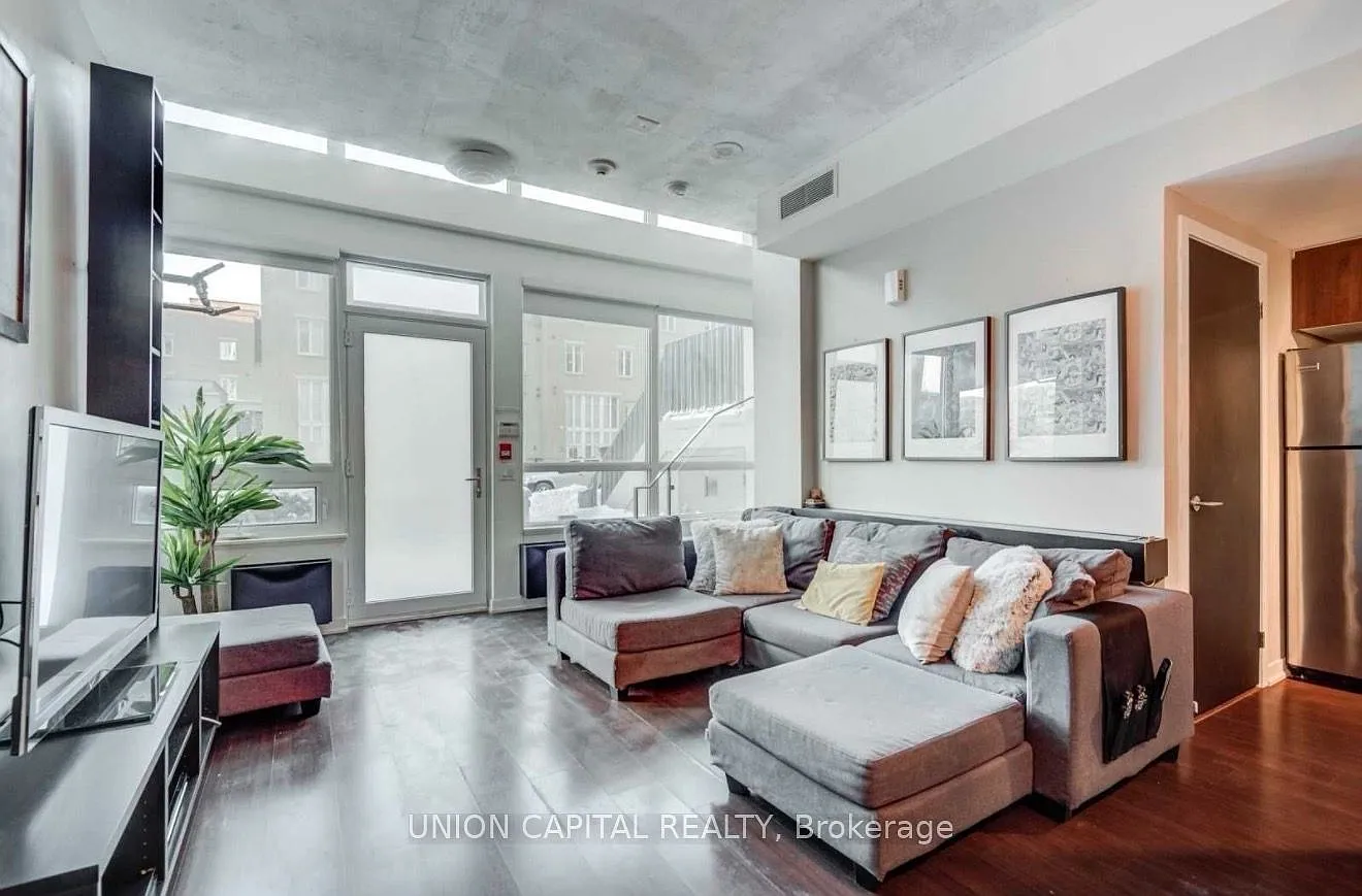 1 bed, $3,200 — Photo 1