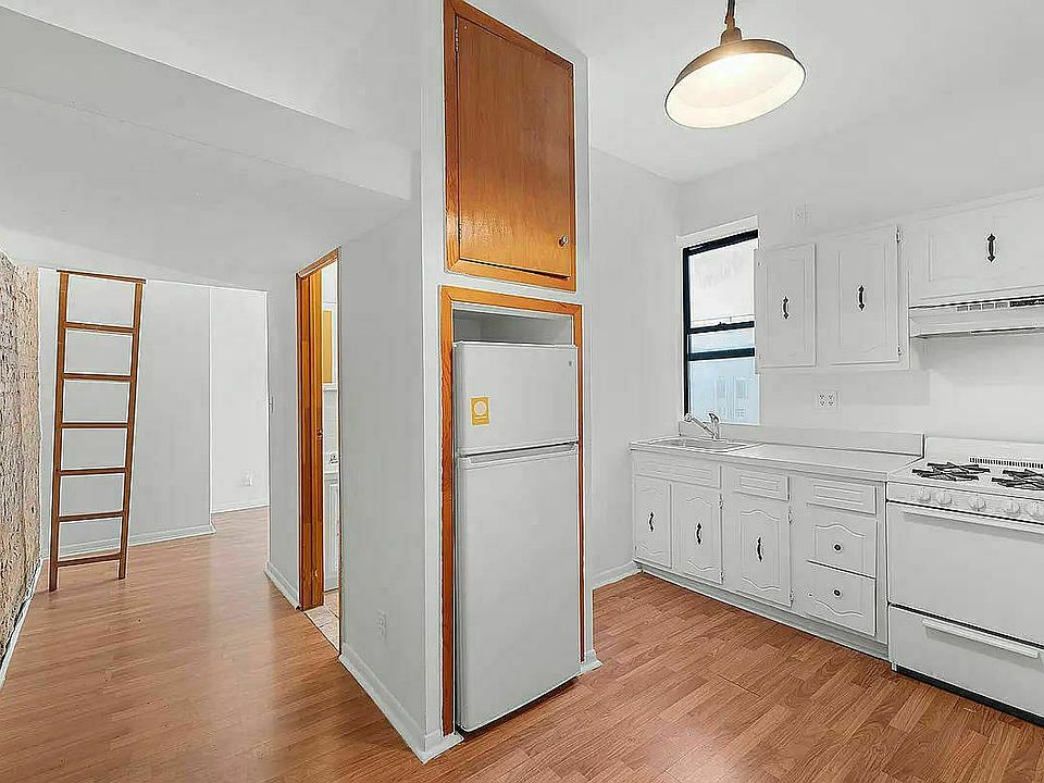 1st image of 619 E 5th St APT 27