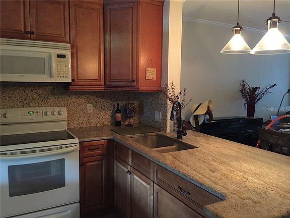 2nd image of 601 N Hercules Ave APT 106