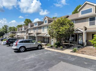 3 English Ivy Rd, Asheville, NC 28806